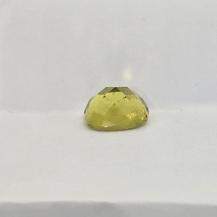 Lotto da 36 pietre Quarzo Limone naturale, 12x12mm 217,50 ct