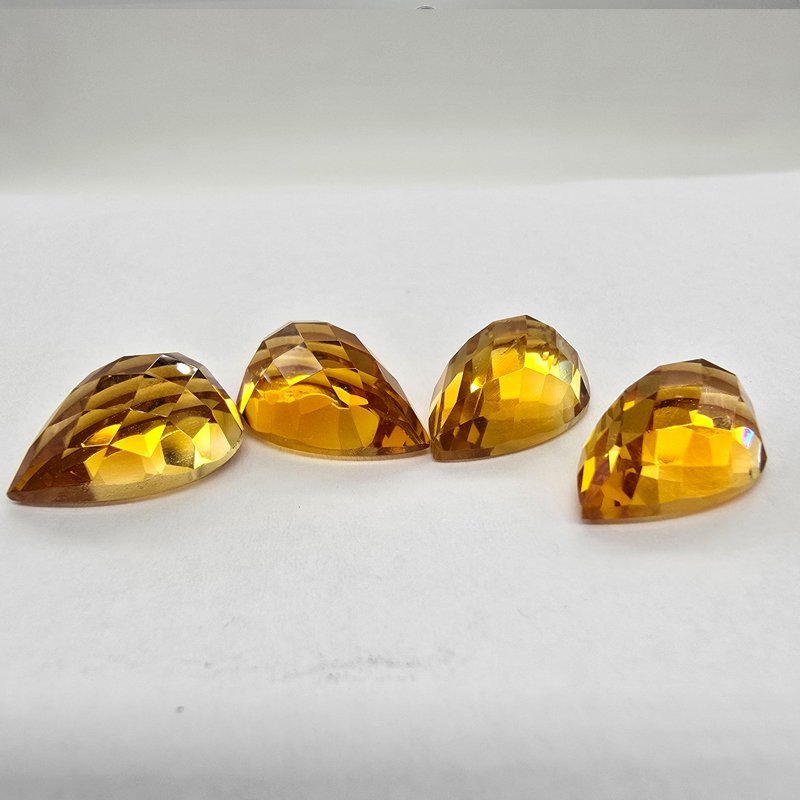 Lotto con 4 Citrini Taglio: Goccia 10x15 mm - 25