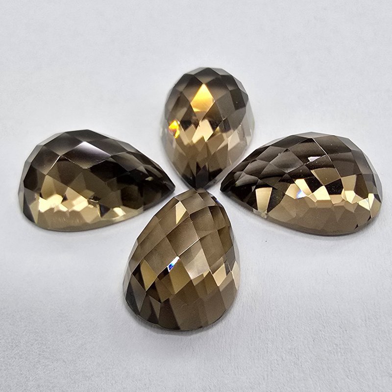 Lotto con 4 Quarzi Fume' Taglio: Goccia 10x15 mm - 26