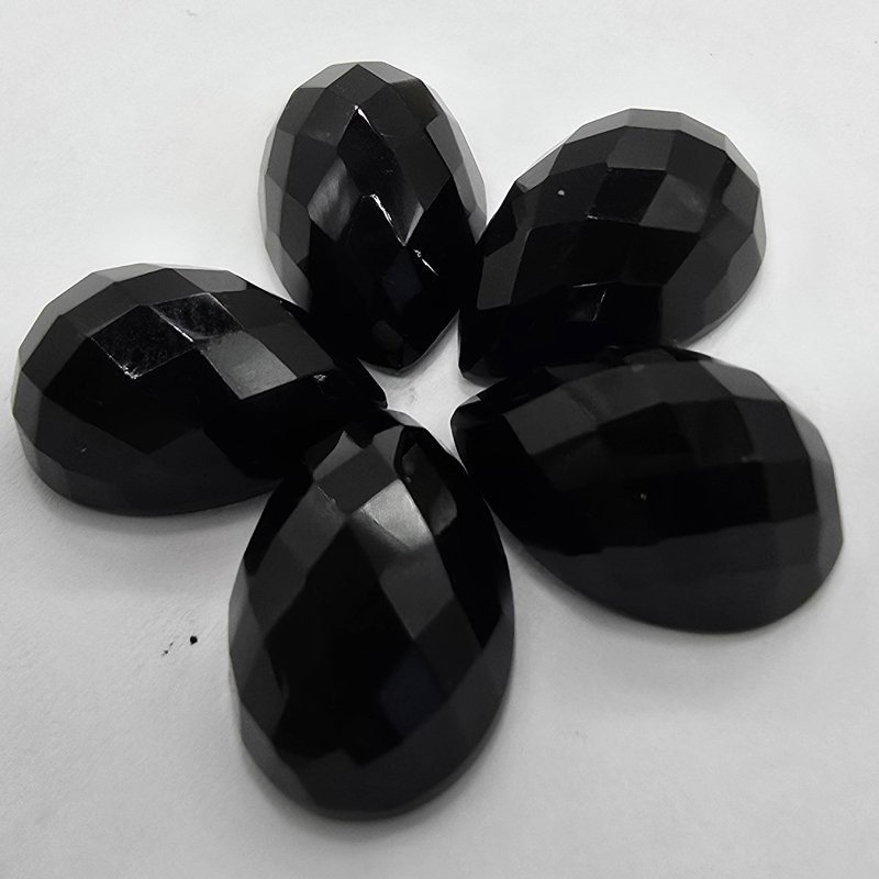 Lotto con 5 Onici Taglio: Goccia 10x15 mm - 33