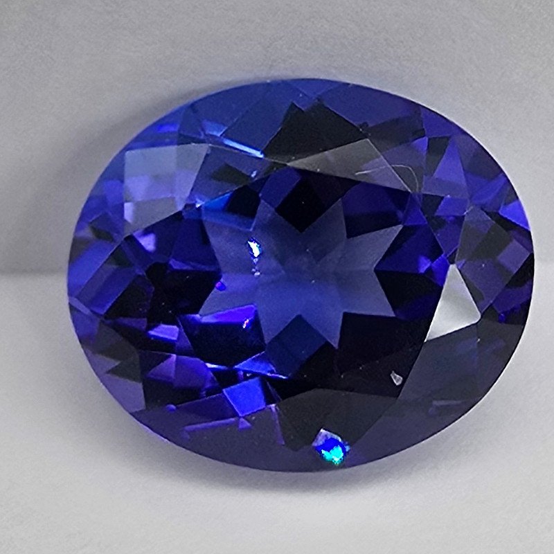 Tanzanite Ovale 12,05 x 10,10 mm - 5,12 ct