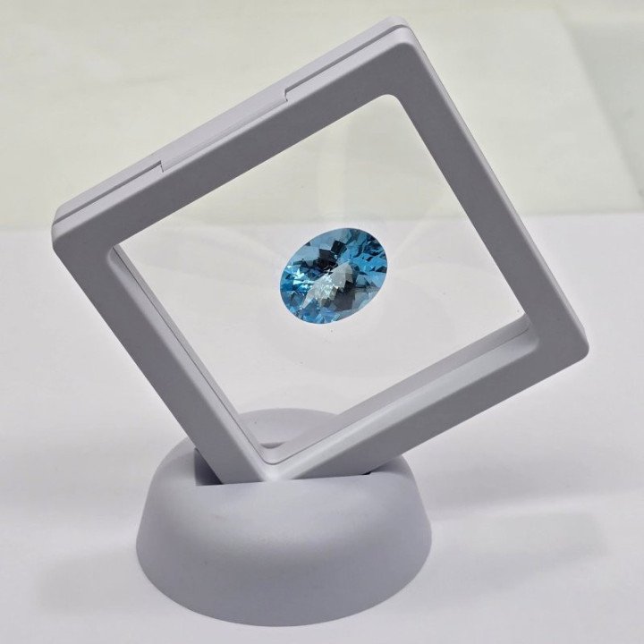 Topazio Azzurro Ovale 20x15mm - 22,09 ct