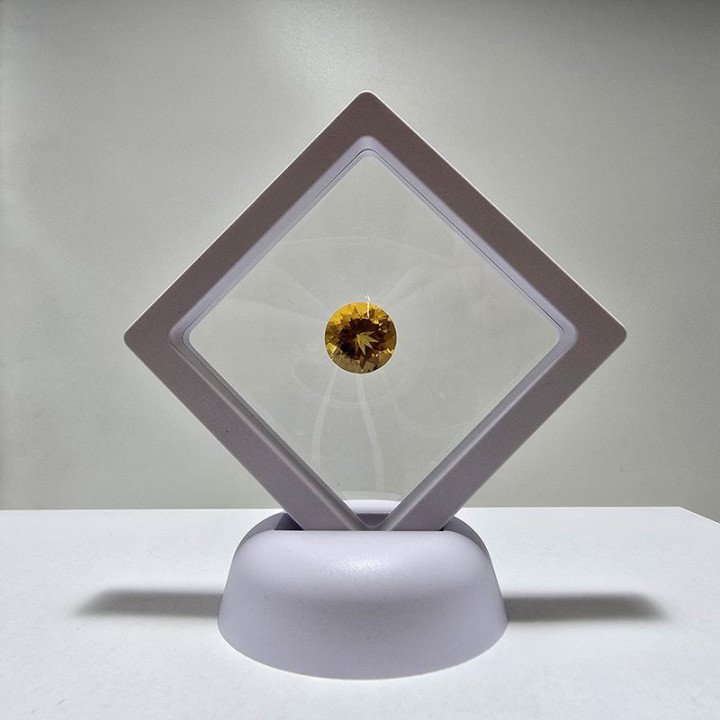 Round-Cut Citrine 14 mm - 9.45 ct