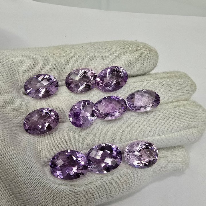 Lotto 9 Ametiste Taglio Ovale 12 x 16 mm - 72,69 ct