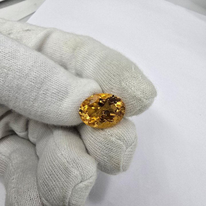 Oval-Cut Citrine 12 x 16 mm - 7.00 ct