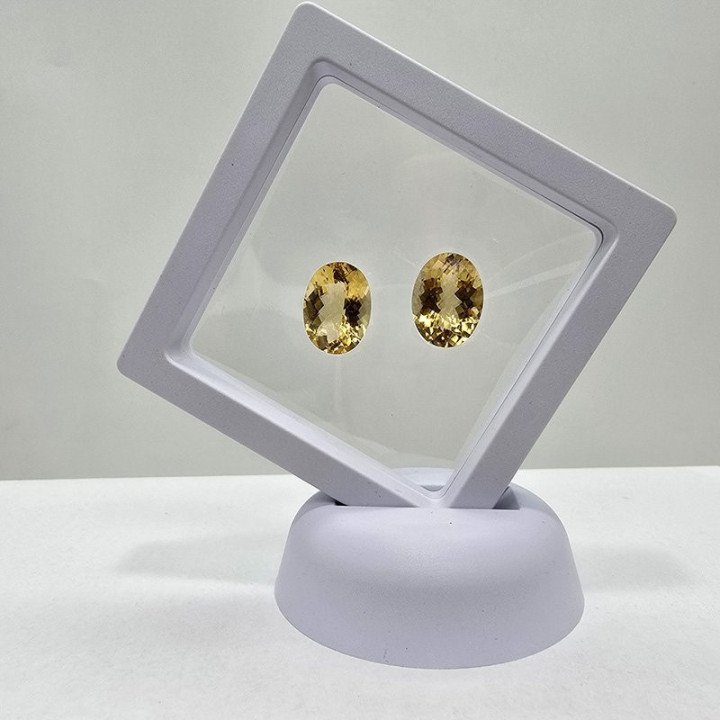 Lot of 2 Oval-Cut Honey Quartz 12 x 16 mm - 16.08 ct