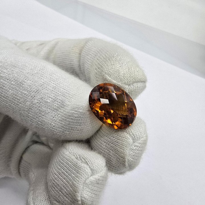 Oval-Cut Madeira Citrine 12 x 16 mm - 8.49 ct