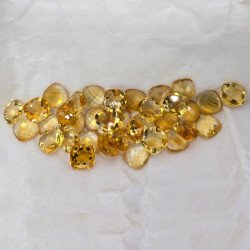 Lotto Citrino Taglio:  cabochon sfaccetato