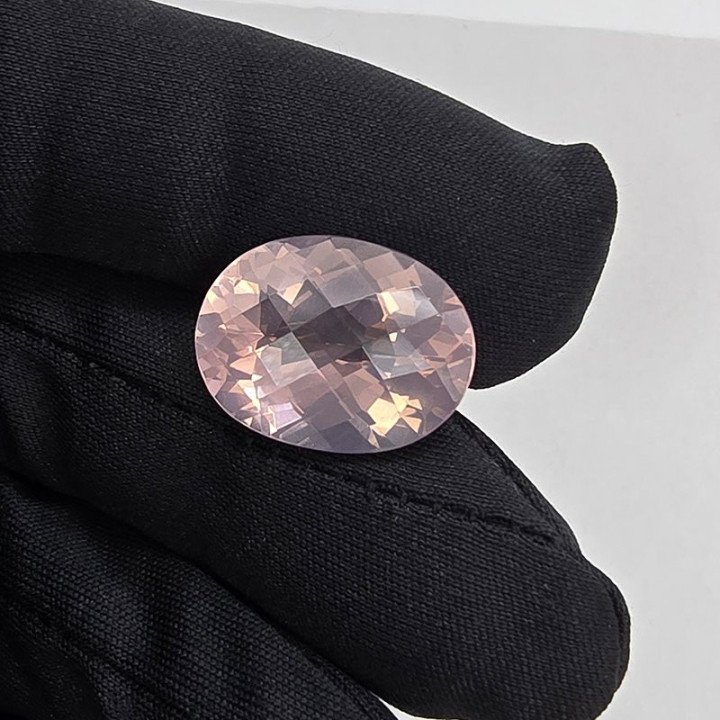 Quarzo Rosa 20x15mm - 15,82ct