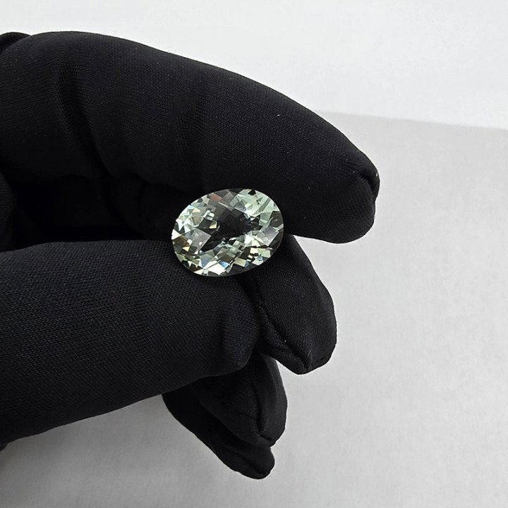 Prasiolite Taglio Ovale 12 x 16 mm - 8,22 ct