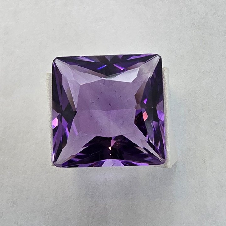 Ametista Taglio Princess 14x14 mm - 10