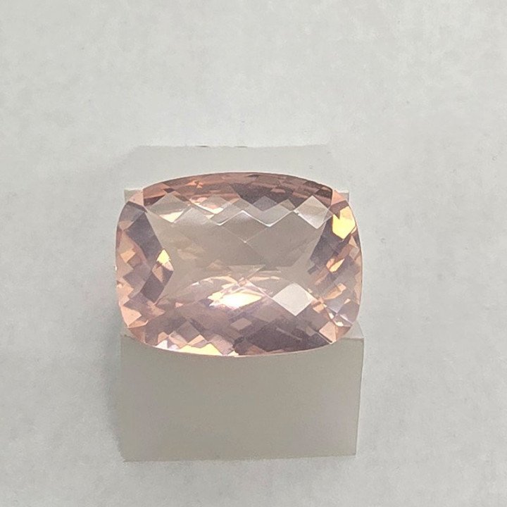Rose Quartz 20x15 mm - 22.09 ct