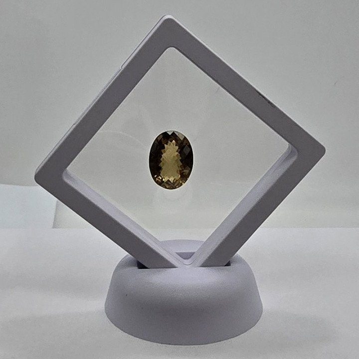 Oval Honey Quartz 20x15 mm - 13.59 ct