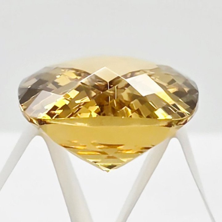 Quarzo Miele Taglio Cushon 15x20 mm - 15,68 ct