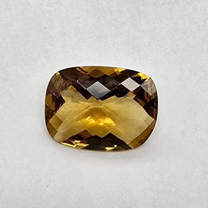 Cushon Cut Honey Quartz 15x20 mm - 13.78 ct
