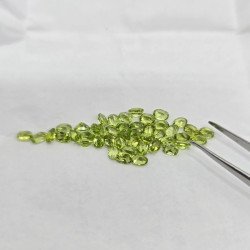 Lotto 45  Peridoti  - Taglio:  Ovale - 9