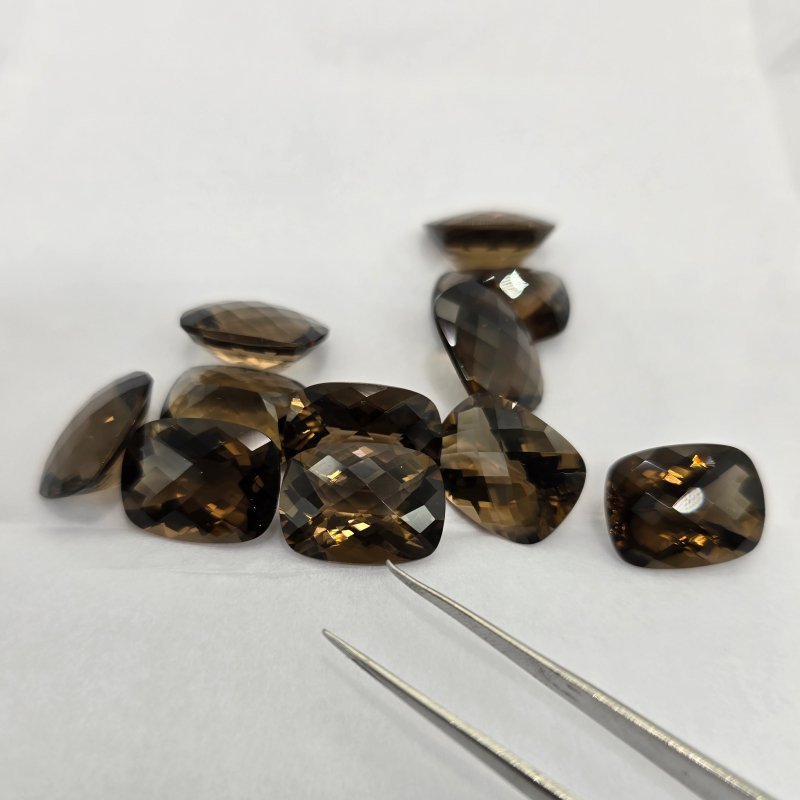 Lott 11 pietre Quarzo Fumè  Taglio:  Cushon 12x16mm -